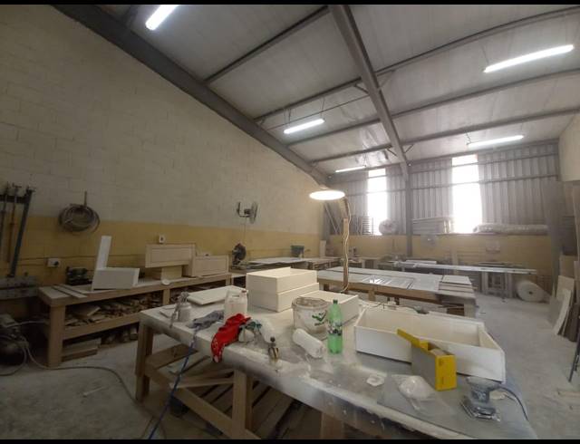 205M² WORKSHOP FOR SALE IN SHAKAS HEAD